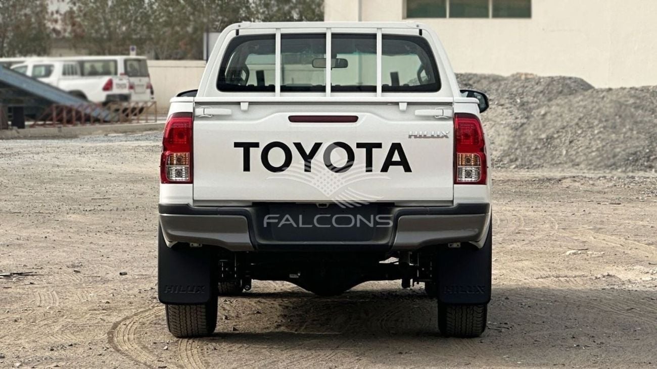 Toyota Hilux DLX Toyota/HILUX D DC 4WD/GUNG3 2.4L Turbo Comfort Power pack - Wide body MT