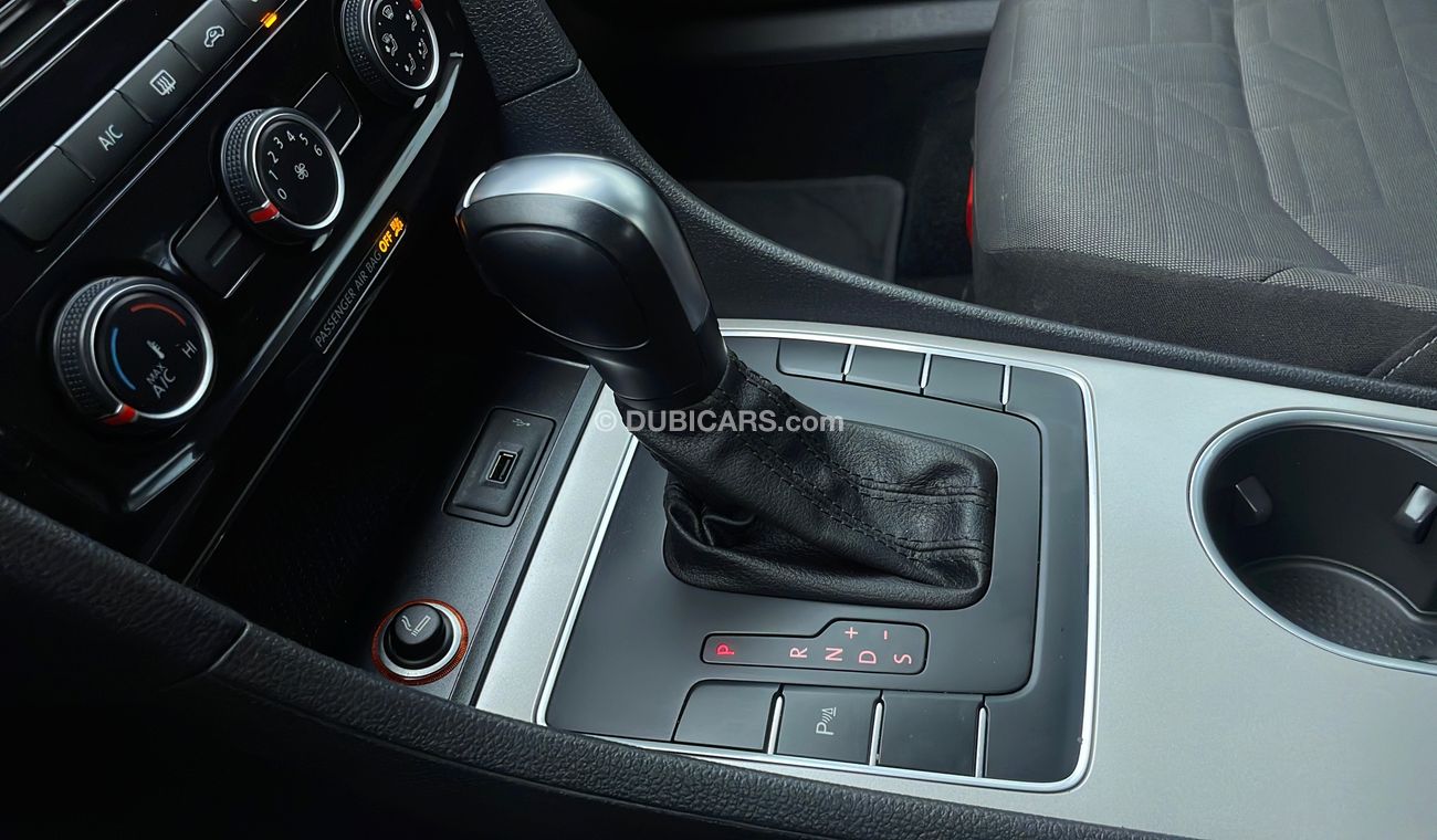 Volkswagen Passat COMFORTLINE 2.5 | Under Warranty | Inspected on 150+ parameters