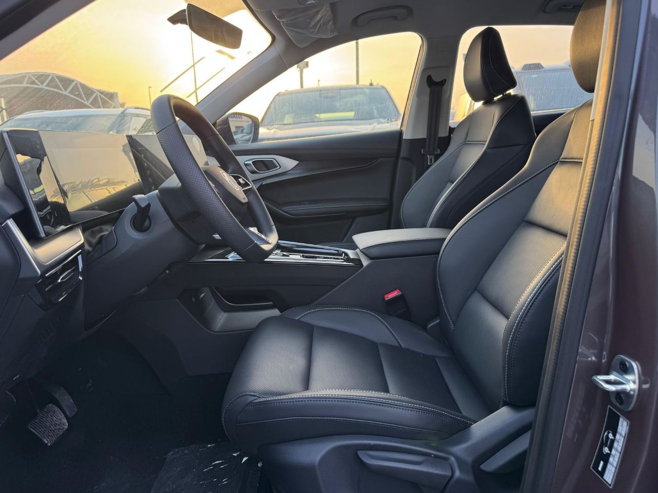 أم جي وان STD 1.5L Petrol FWD 2024 Export Price @ 50,500 AED