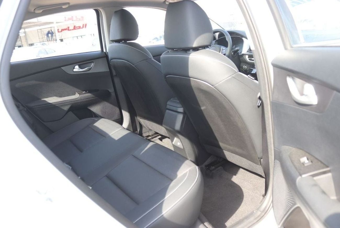 Kia K3 1.5L, PUSH START, LEATHER SEAT, SUNROOF,CRUISE CONTROL, MODEL 2025 CHINA SPECS