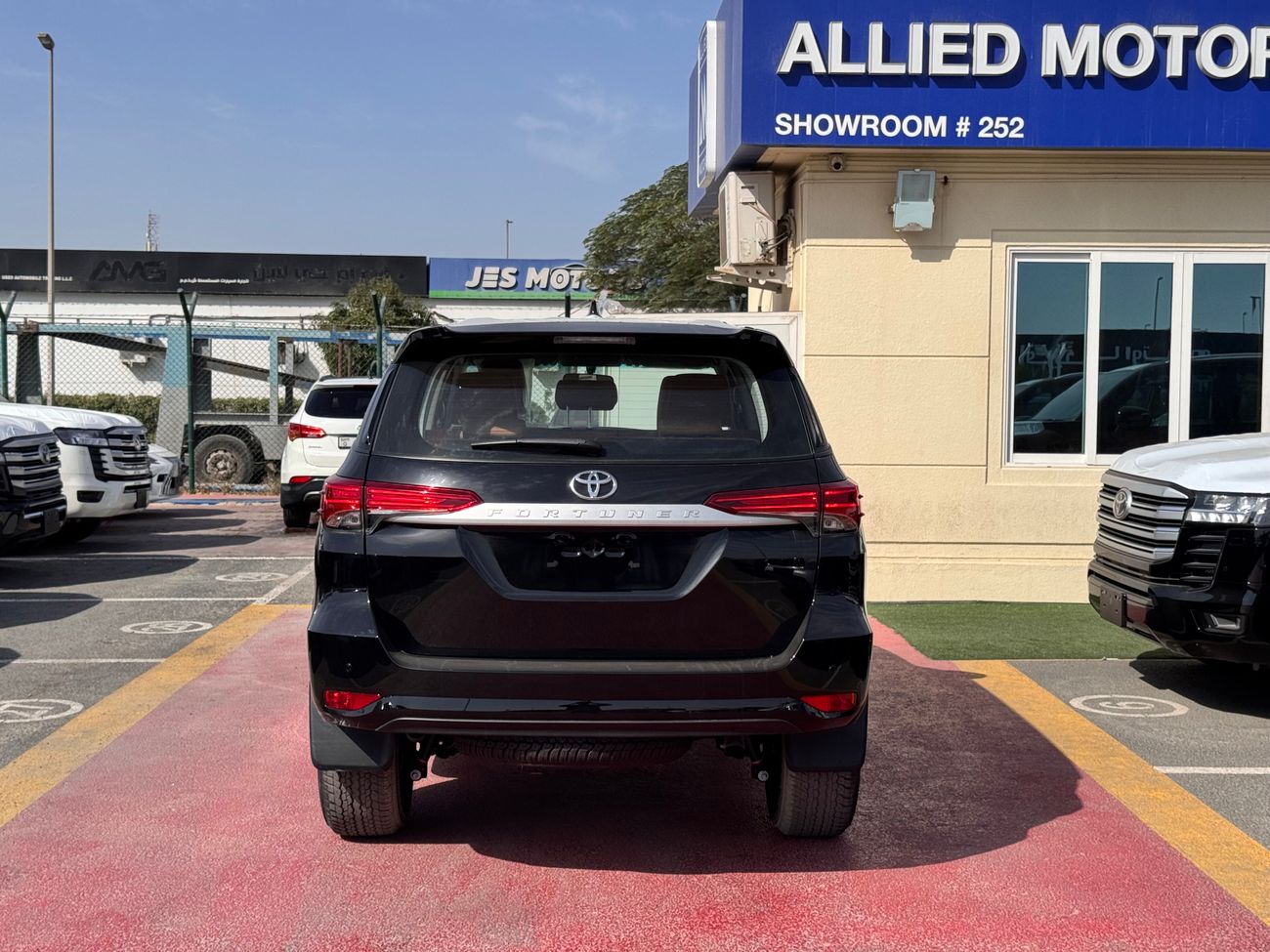 Toyota Fortuner 2025 7-Seats GCC 4X4 2.4L Diesel A/T Brand New 0Km