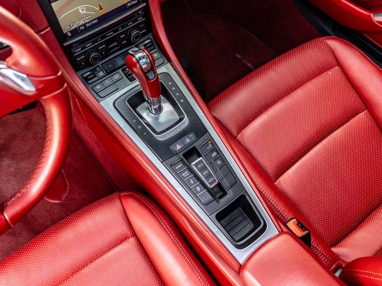 Porsche 911 Carrera S 3.8L (385 HP) Coupe