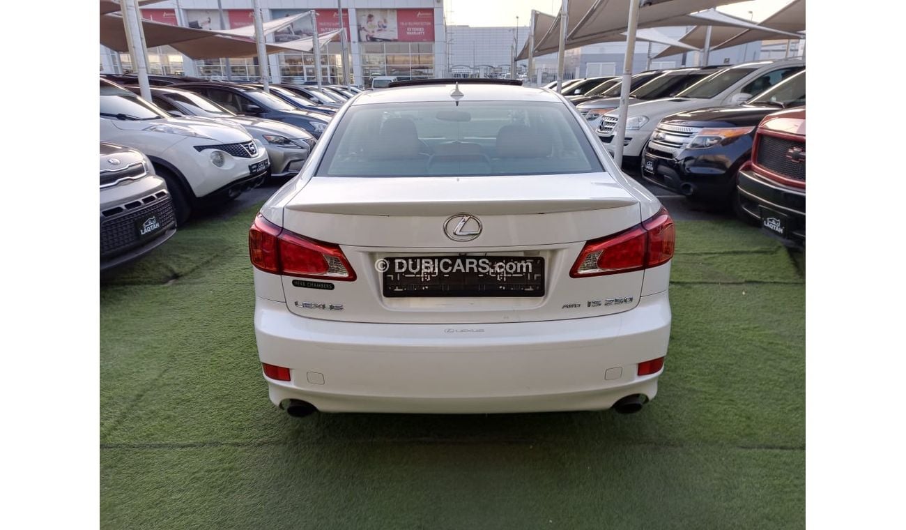 Lexus IS250 2010 model, leather hatch, cruise control, fog lights, rear spoiler, in excellent condition