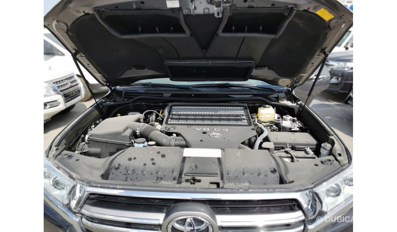 Toyota Land Cruiser 4.5L GXR DSL, Full Option, Push Start, LED Headlights, Fog Lamps, (CODE # LCGXR20)