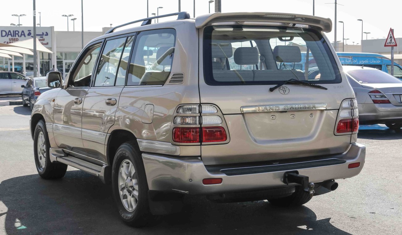 Toyota Land Cruiser GXR V6