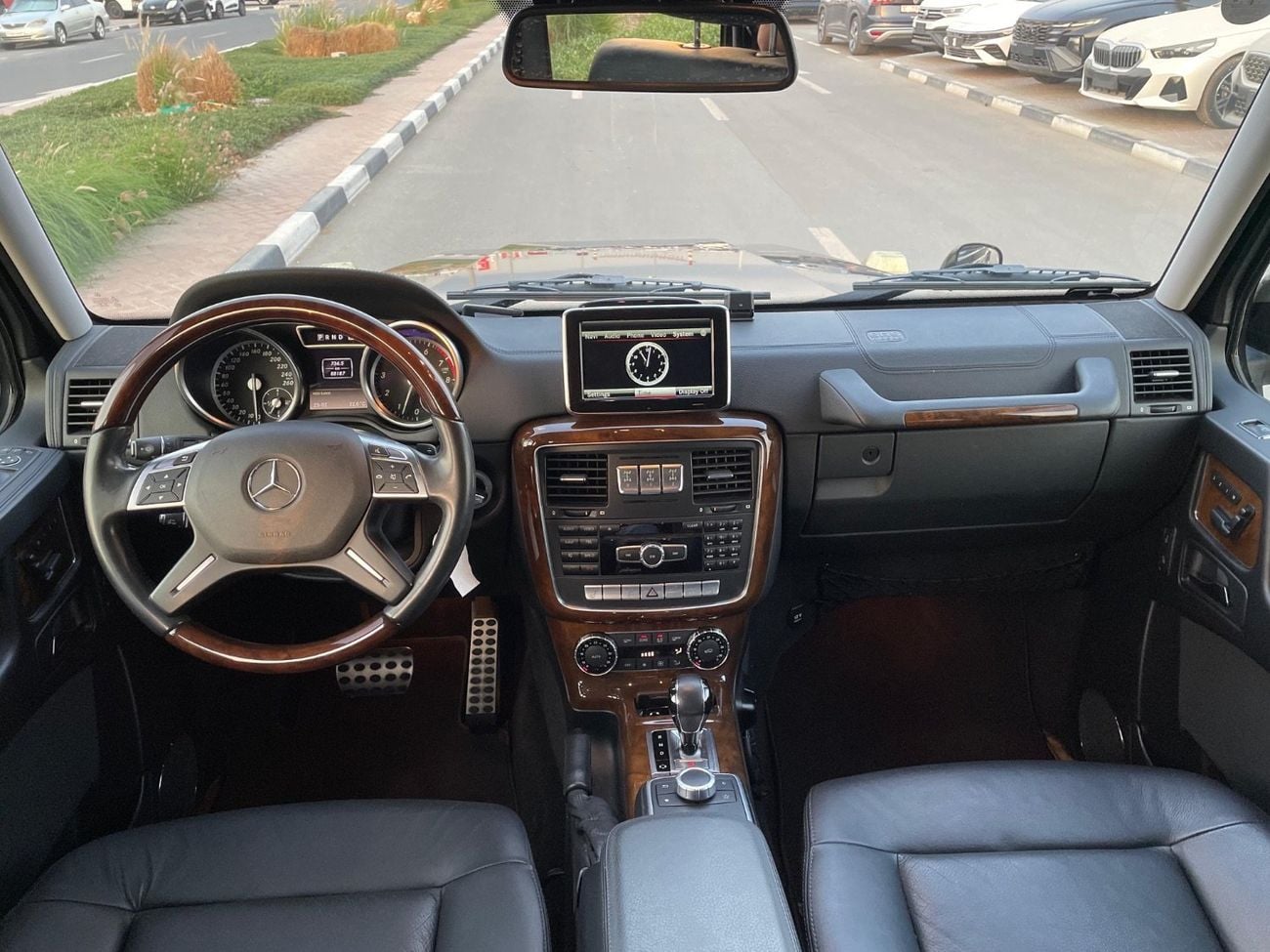 Mercedes Benz G550