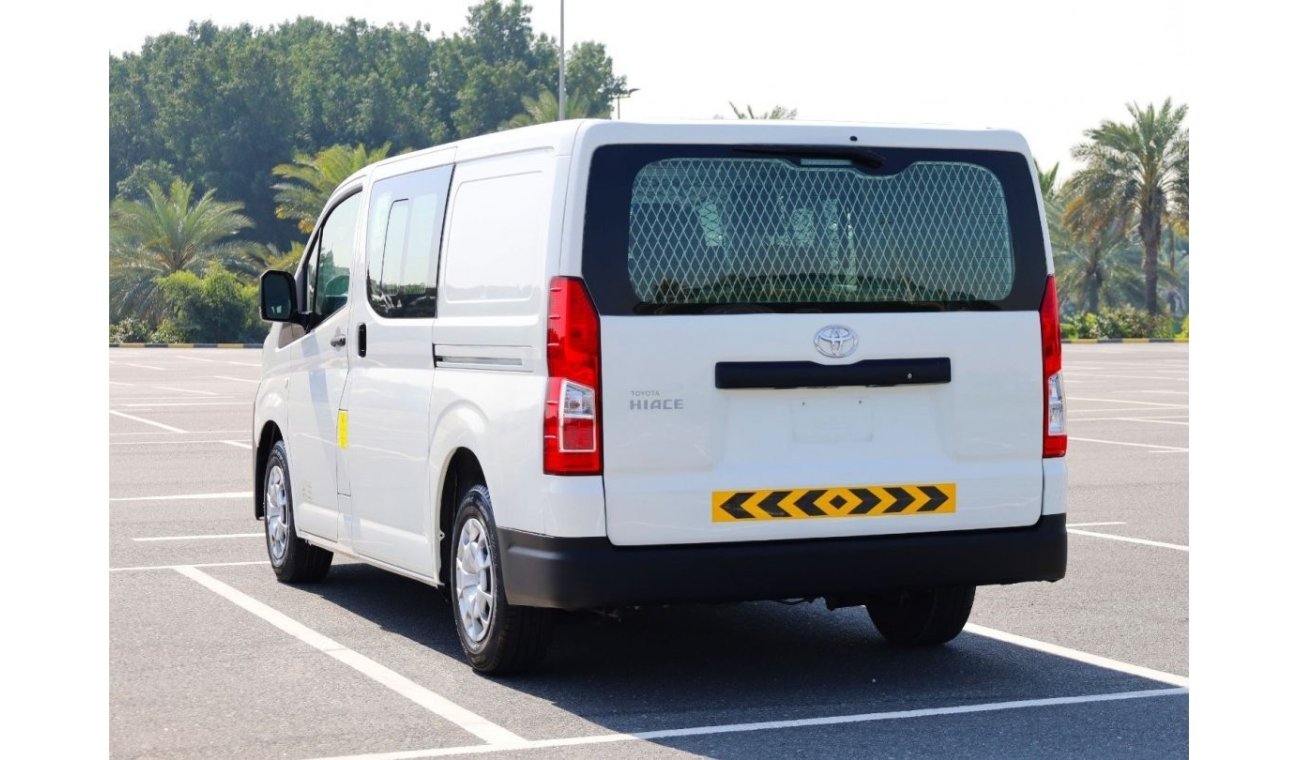 تويوتا هاياس 6-Seater Delivery Van V6 3.5L | Excellent Condition | GCC