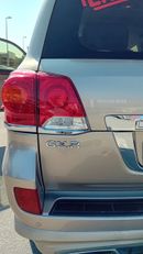 تويوتا لاند كروزر Std 4.0L 4WD