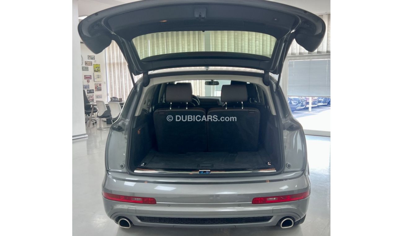 Audi Q7 TFSI quattro S-Line