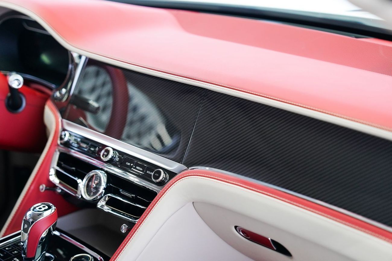 Bentley Flying Spur 4.0T V8