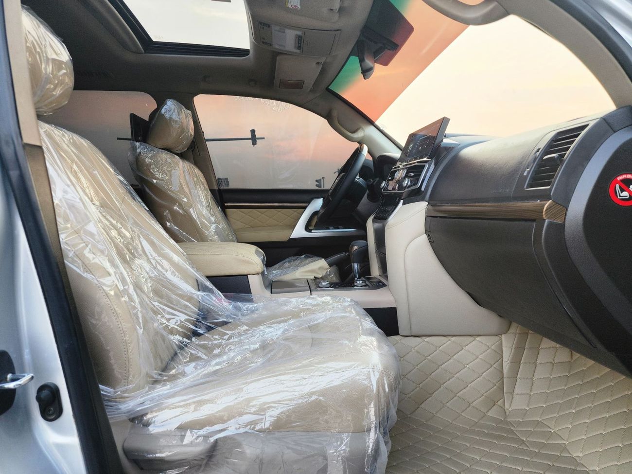 تويوتا لاند كروزر GX.R V6 upgrade 2024