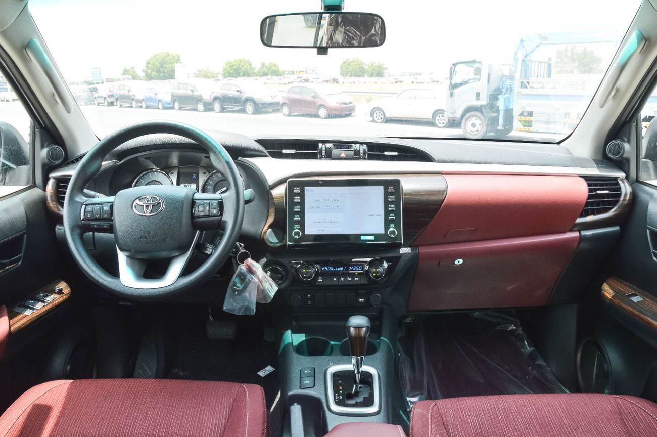 Toyota Hilux TOYOTA HILUX 2.4L 4WD DIESEL PICKUP 2025