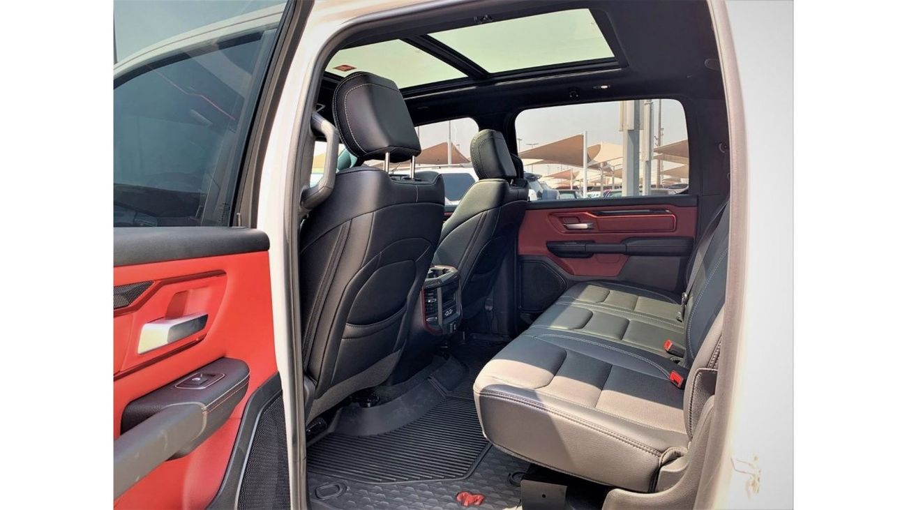 RAM 1500 Dodge RAM 1500 REBEL 5.7L Hemi V8