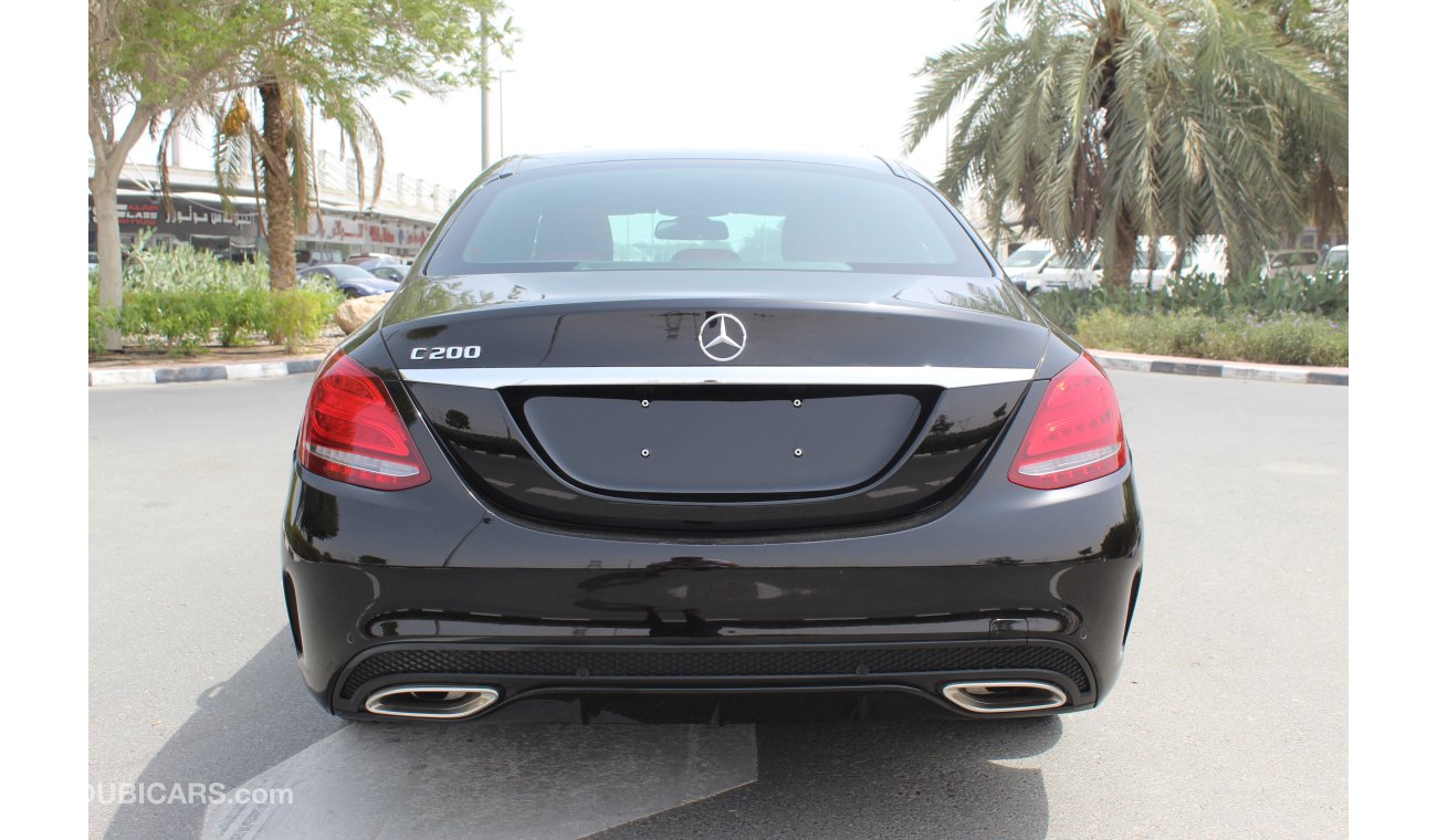 Mercedes-Benz C200 GCC Specs Under Warranty