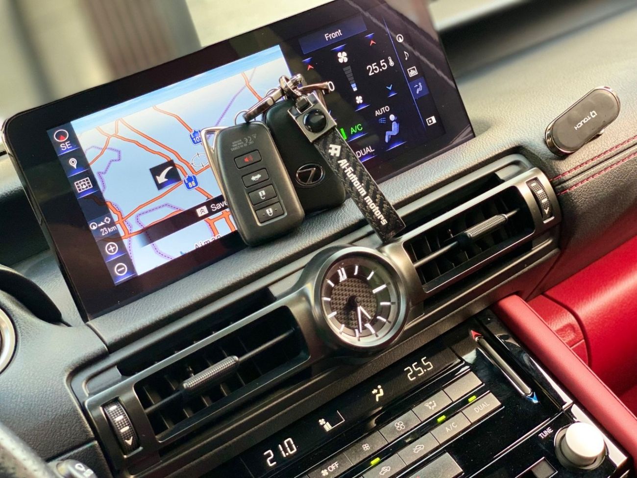 Lexus IS350 F Sport / GCC /m