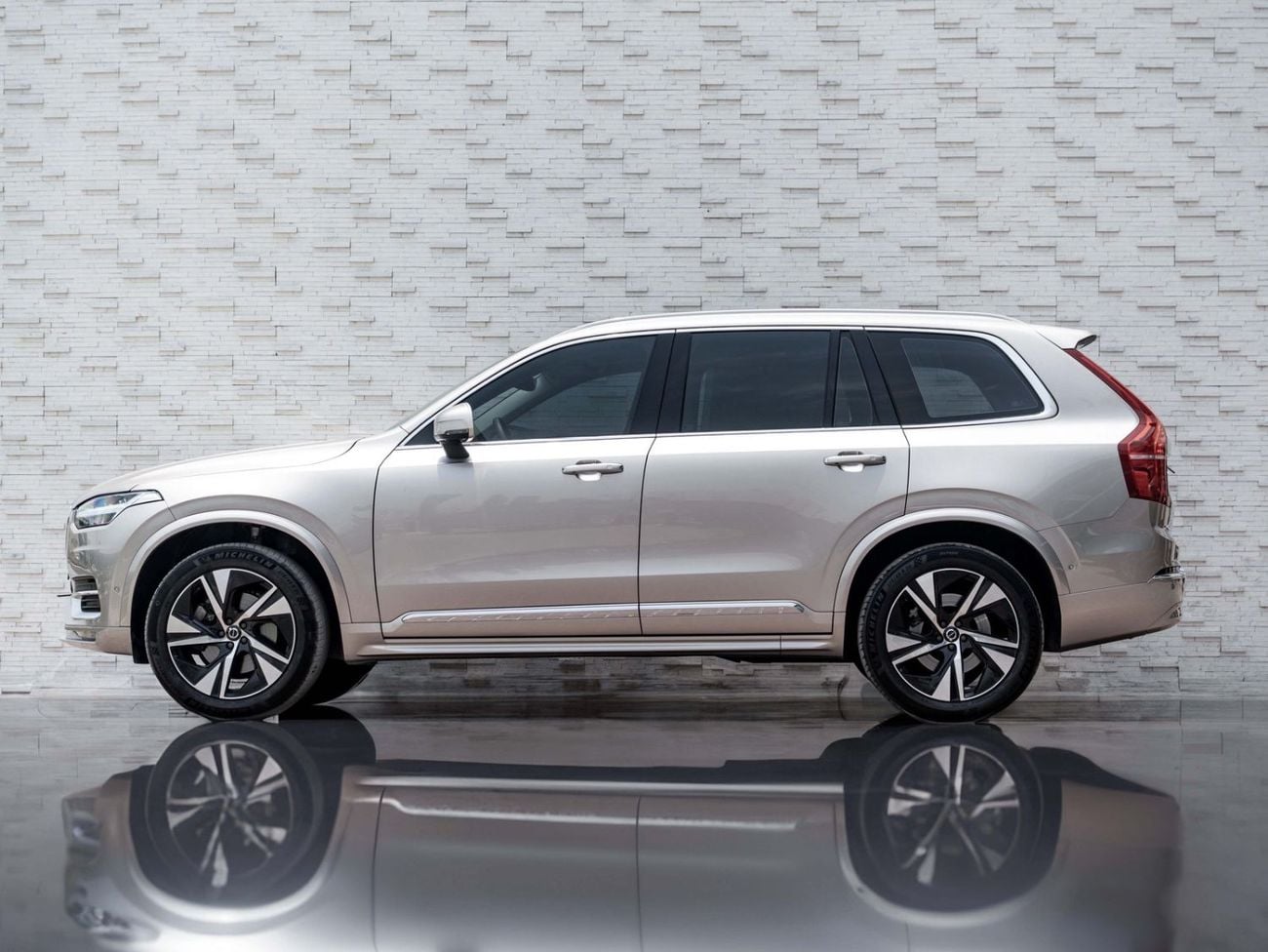 فولفو XC 90 ULTIMATE BRIGHT Volvo XC90 B5 2023