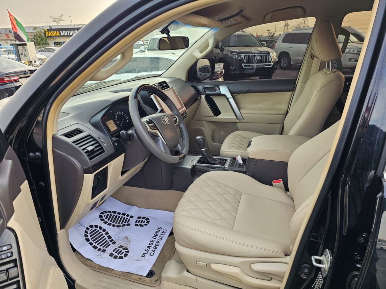 Toyota Prado Toyota prado 2019Model 2.7 v4 AWD 4x4 petrol engine Colour Black Transmission Automatic Interior.Beg