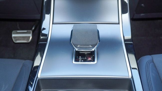 Land Rover Range Rover Evoque AUTOBIOGRAPHY, миниатюра 30