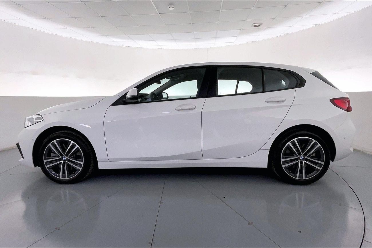 بي أم دبليو 120i Joy Edition | عرض العيد الحصري | خالية من أضرار الفيضانات