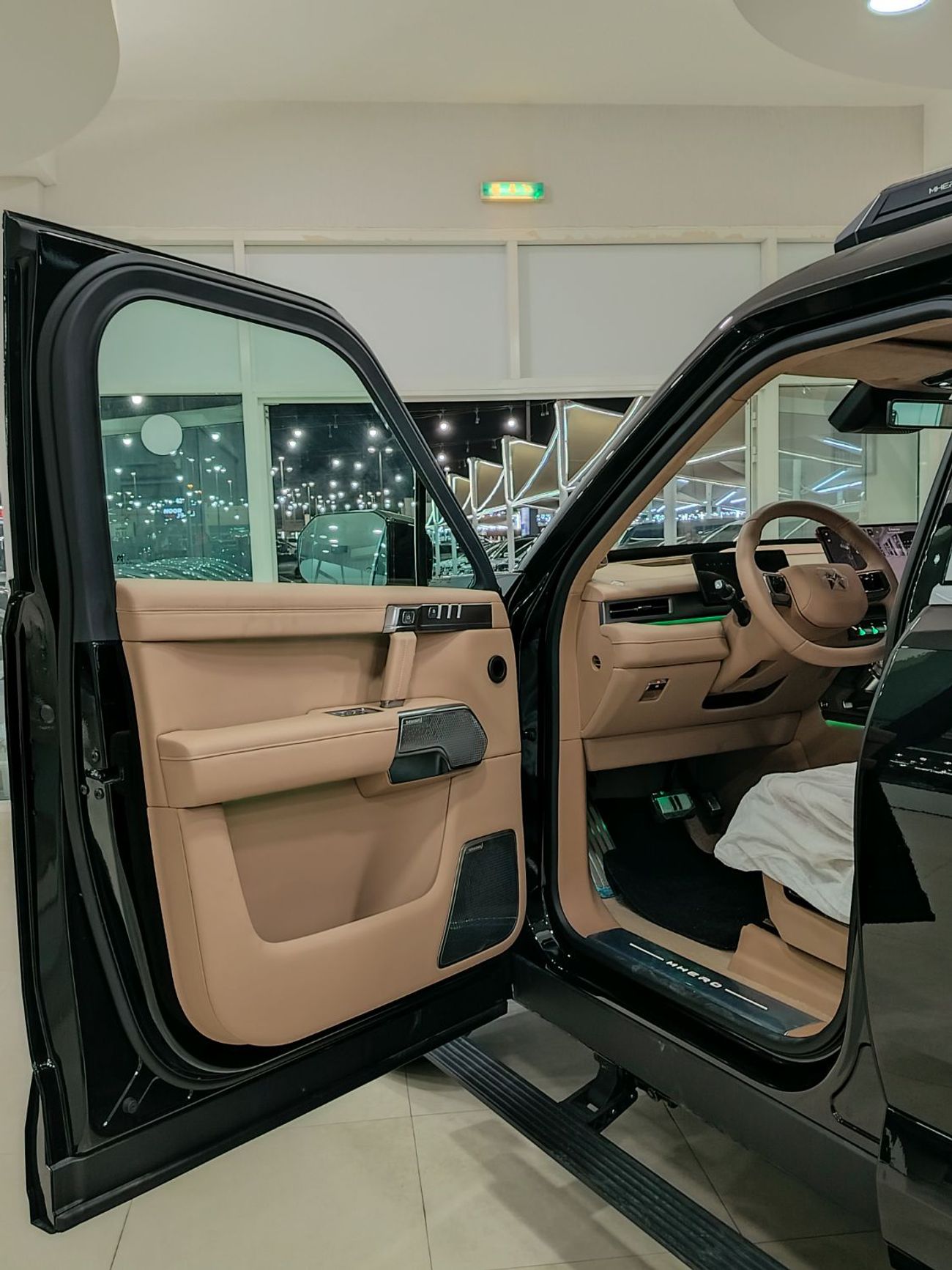 Dongfeng M Hero M817