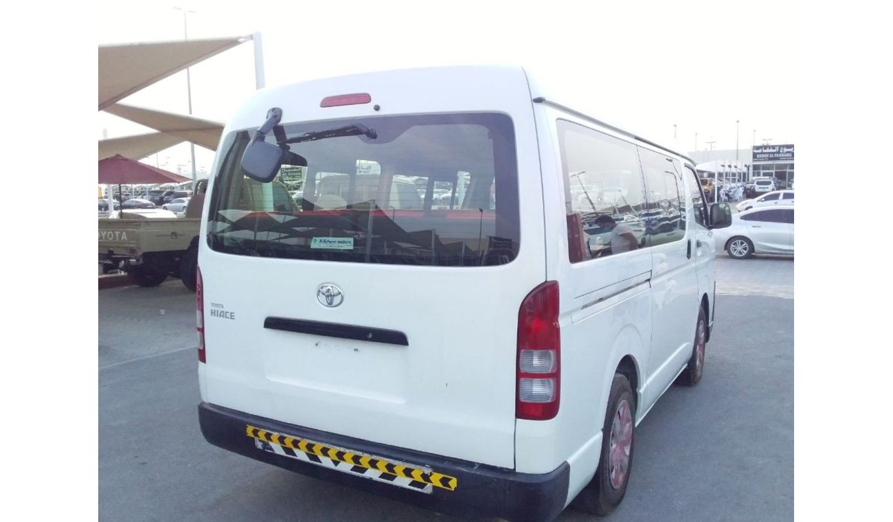 Toyota Hiace Toyota Hiace Midroof Bus 2014 GCC