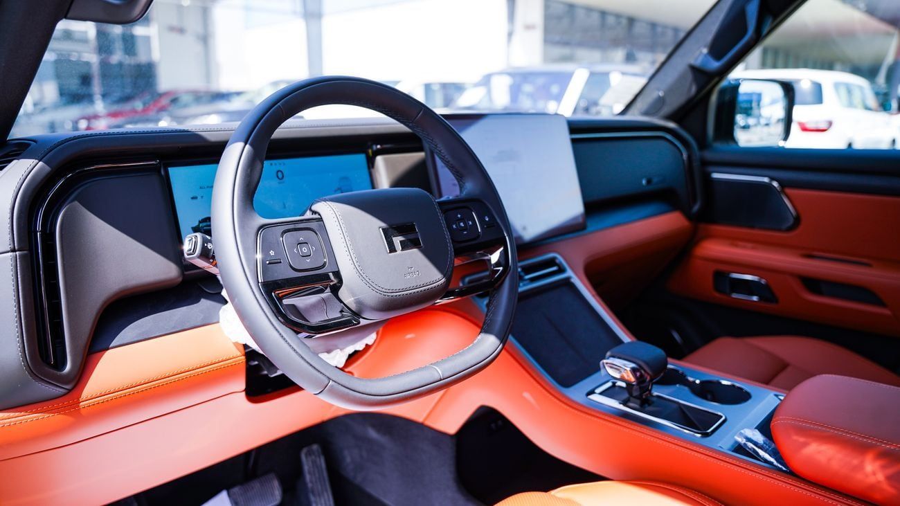 ROX 01 ROX 01 - 7 Seats - 2026 Brand New With EVS Warranty