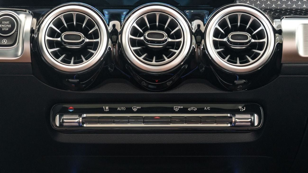 مرسيدس بنز GLB 220 2025 | MERCEDES BENZ GLB 220