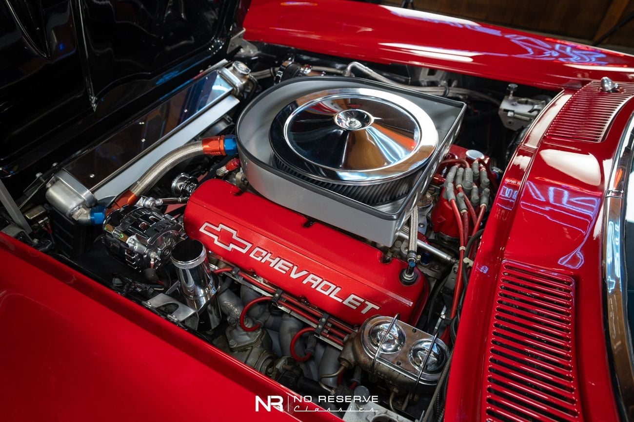 شيفروليه كورفت ZZ502 6 Speed Widebody Restomod