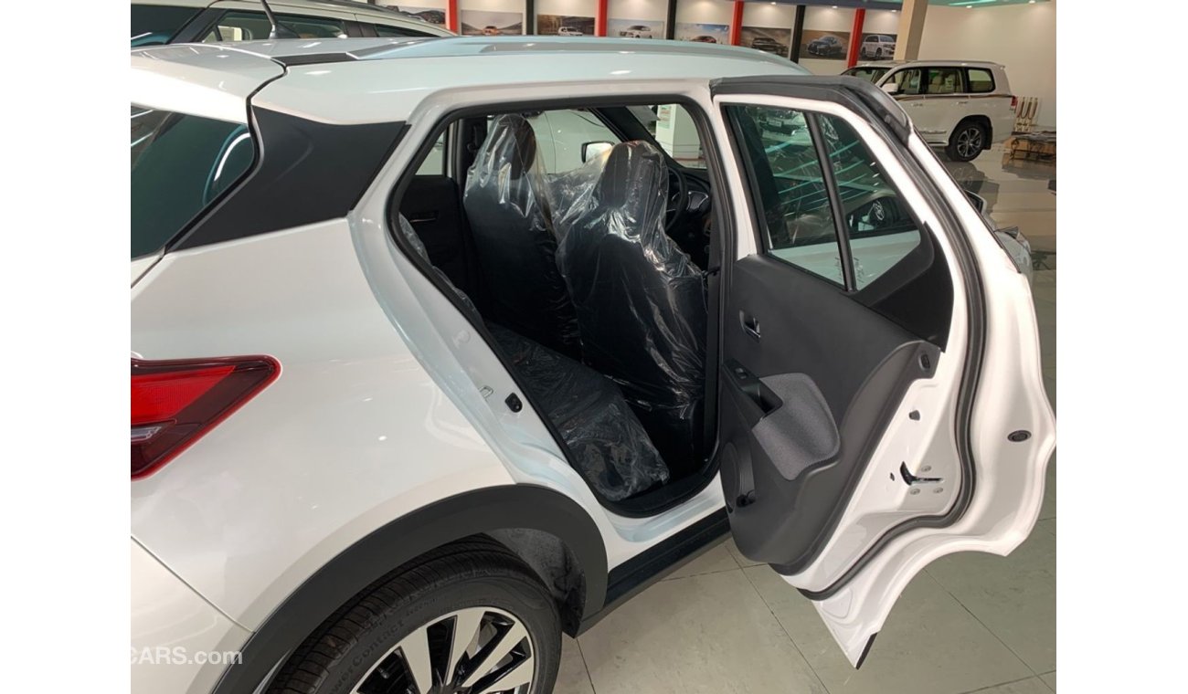 Nissan Kicks 1.6 MY2020 MID OPTION (LOCAL WARRANTY)