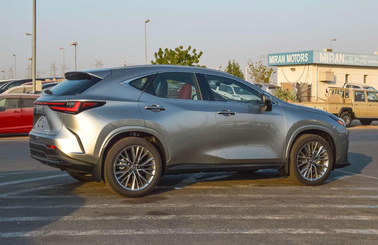لكزس NX350 LEXUS NX350 2.4L AWD PETROL SUV 2025