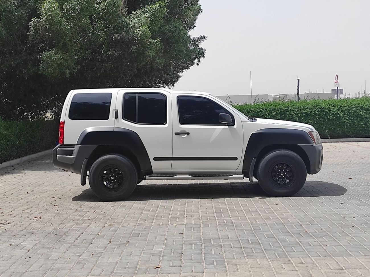 Nissan XTerra S 4.0L Nissan X-Terra 2013 Gcc full automatic