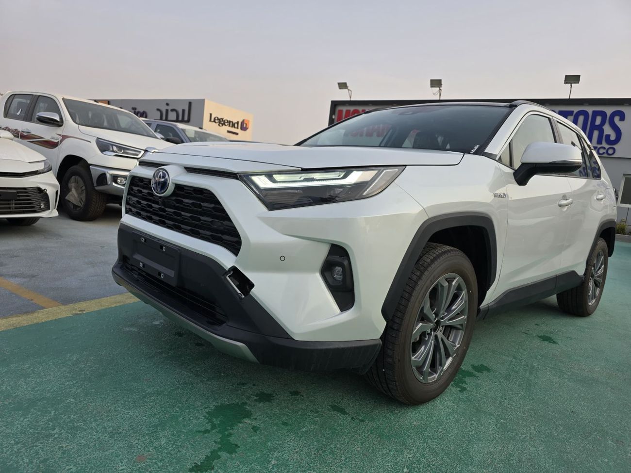 Toyota RAV4 2.5L VXR Hybrid