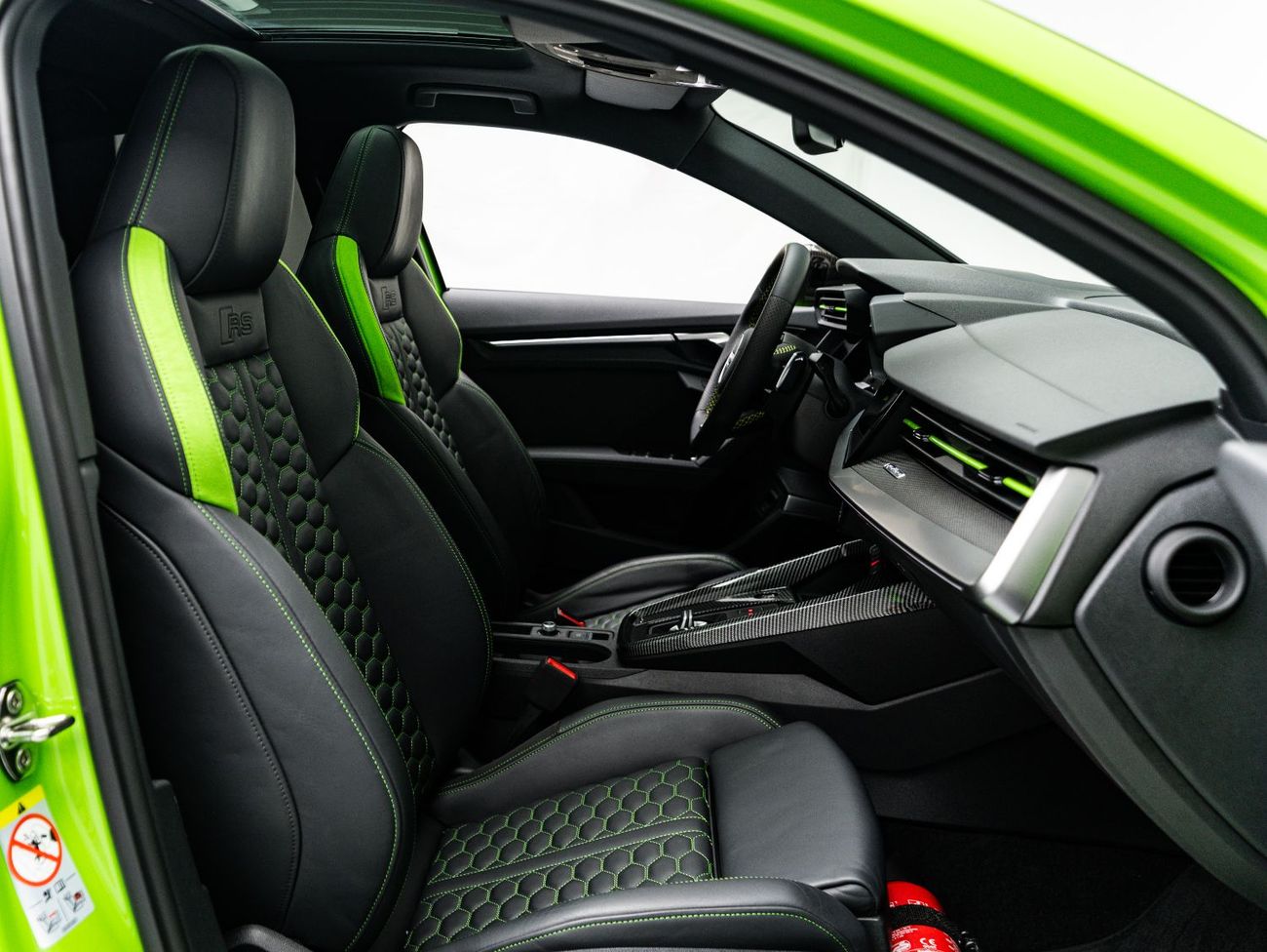 Audi RS3 TFSI quattro 2.5L Sedan 2022 Audi RS3, 2.5 TC I5, AWD, 400bhp, 7 Speed Automatic