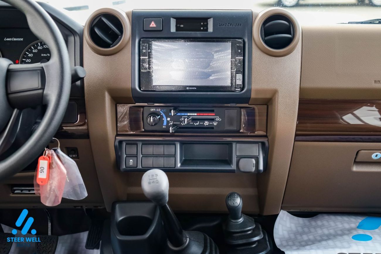 Toyota Land Cruiser Pick Up Double-Cab LC 79 | 2.8L Turbo DSL | GCC Specs | 4WD MT | Heavy Duty Workhorse | Export Ready