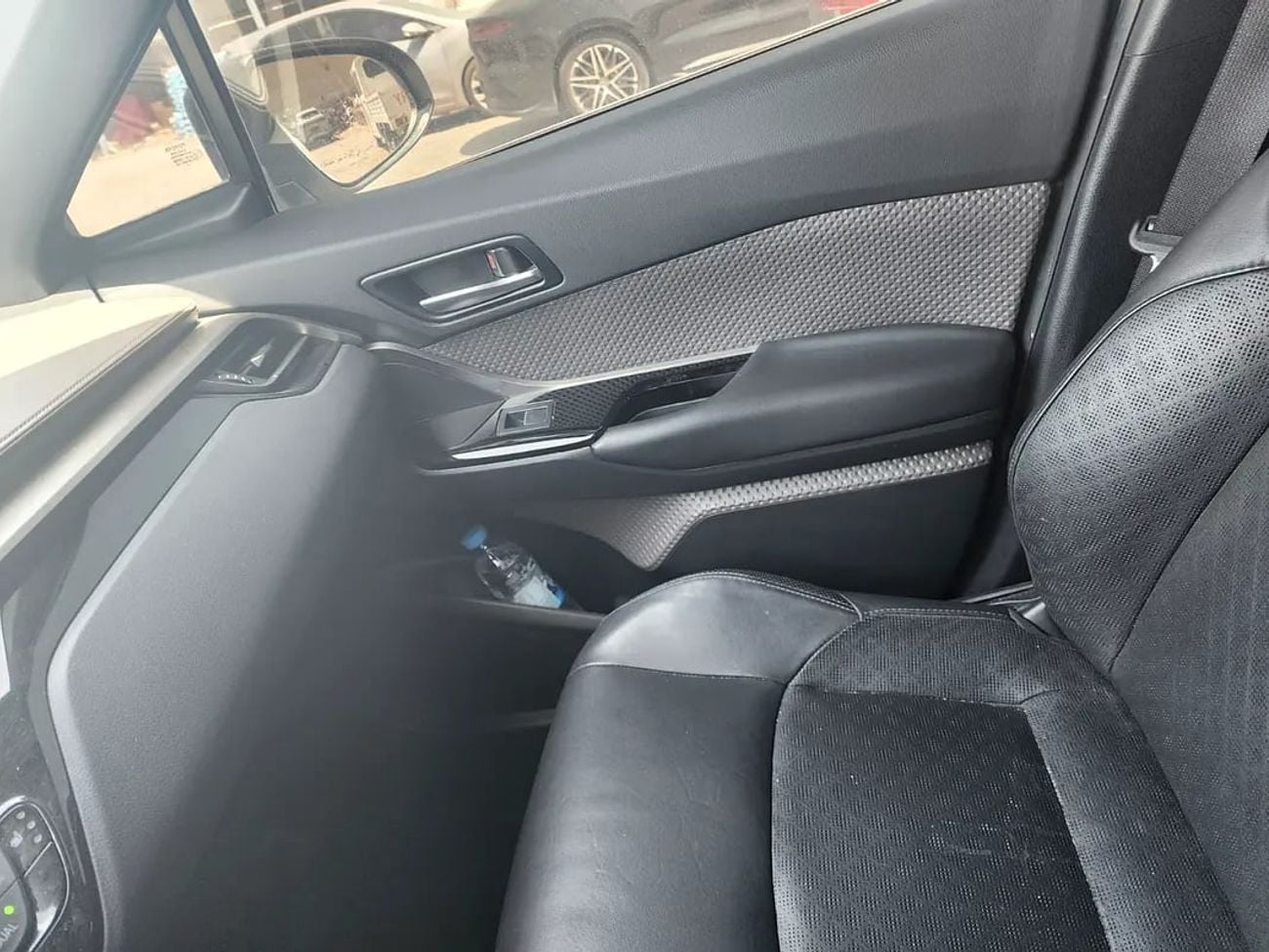 Toyota CHR GCC Specs - Excellent Condition Anniversary Edition-Top Range