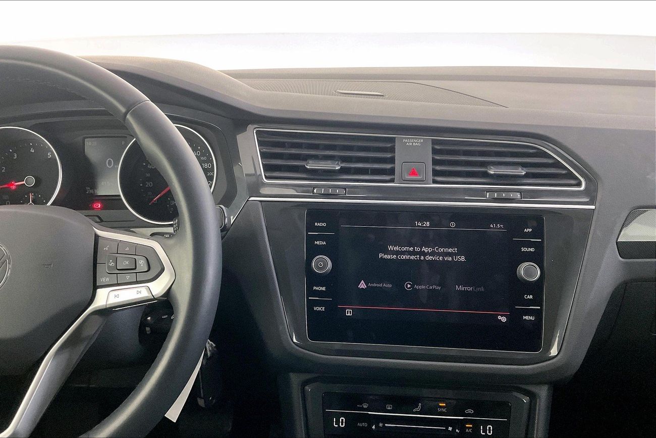 فولكس واجن تيجوان Life | شامل الضمان | 0 ﺪﻔﻋﺓ ﺃﻮﻟﻯ