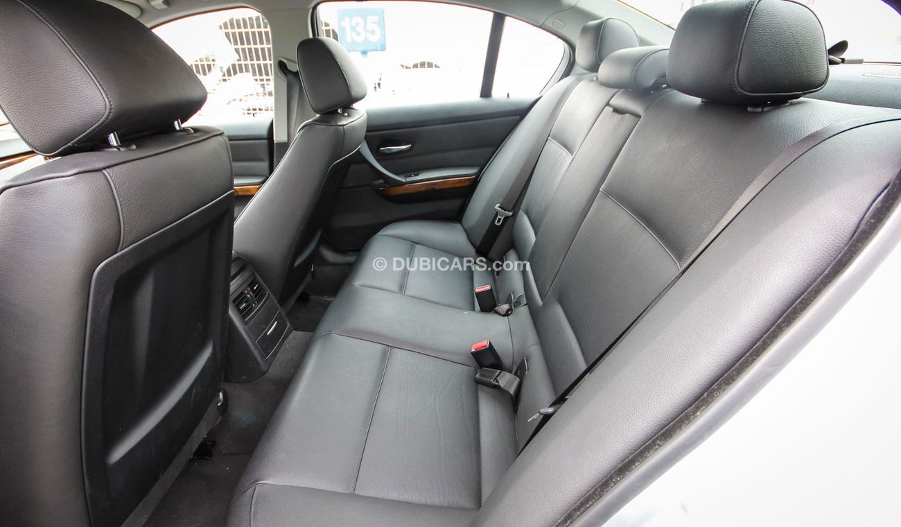 بي أم دبليو 325 i