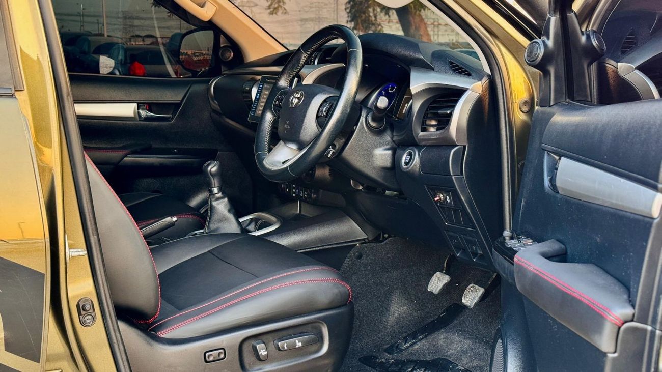 Toyota Hilux OFF ROAD MODIFIED | RHD | AWINING CAMPING TENT | 2018 | 2.8L DIESEL ENGINE | POWER SEAT | MANUAL TRA