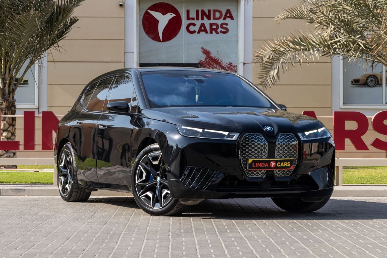 بي أم دبليو iX xDrive40