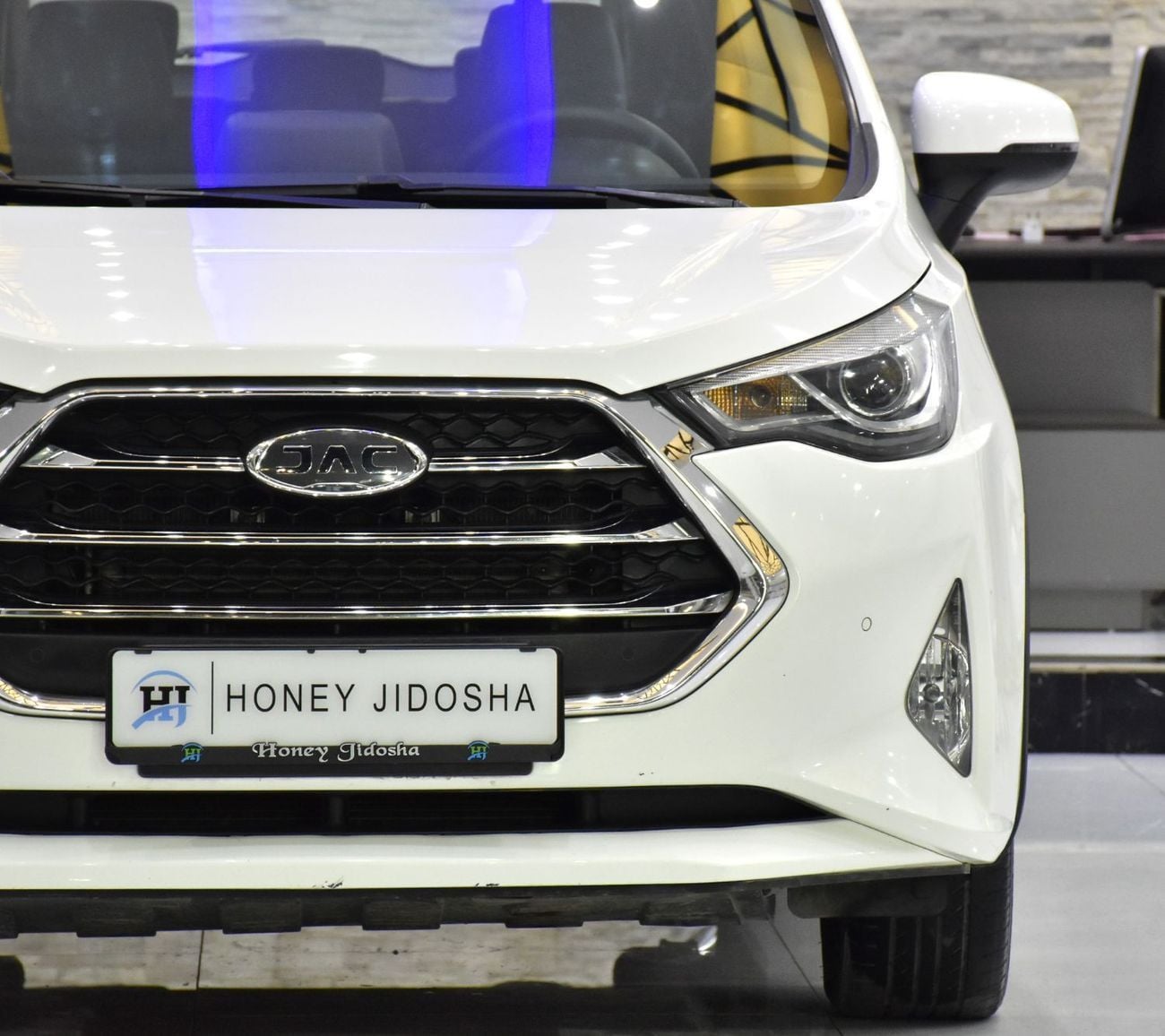 جاك S3 Plus INTELLIGENT LUXURY EXCELLENT DEAL for our JAC S3 ( 2023 Model ) in White Color GCC Specs