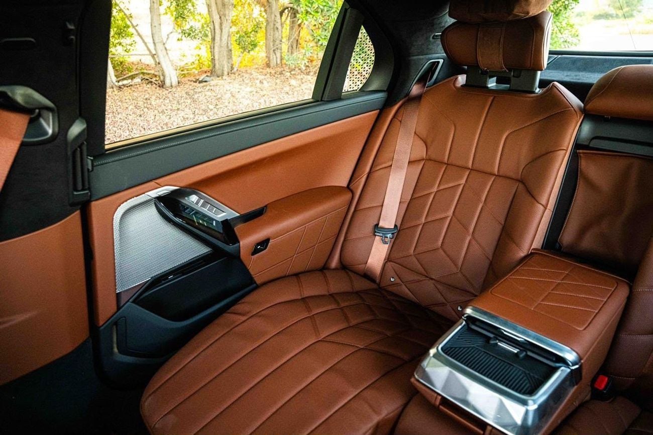 BMW 735i M SPORT INDIVIDUAL