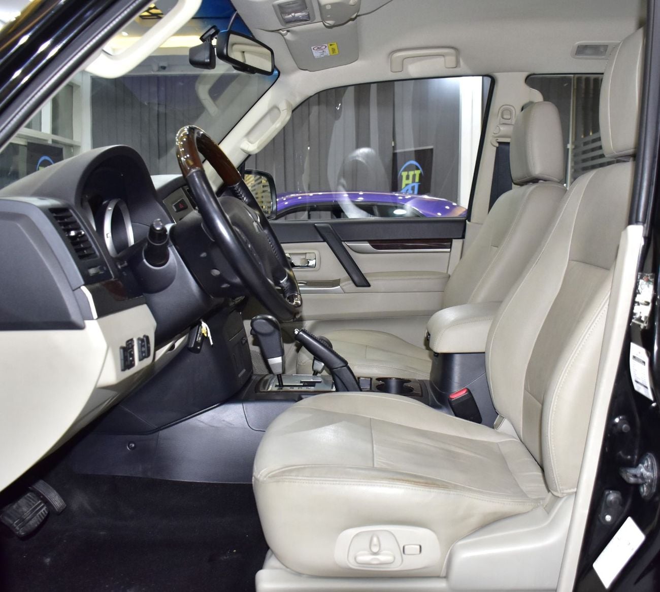 Mitsubishi Pajero GLS H/L ROCKFORD PLATINUM EXCELLENT DEAL for our Mitsubishi Pajero GLS ( 2020 Model ) in Black Color GCC Specs