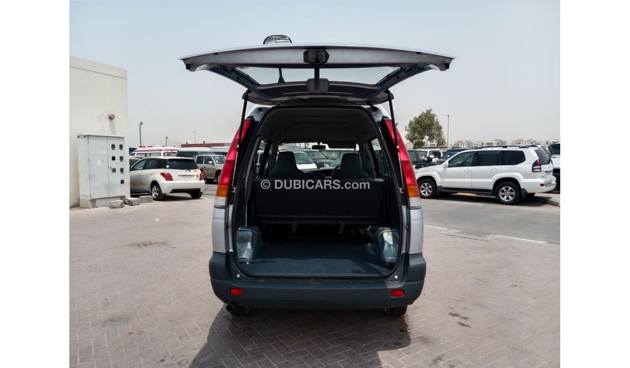 Toyota Noah TOYOTA NOAH RIGHT HAND DRIVE  (PM1606)