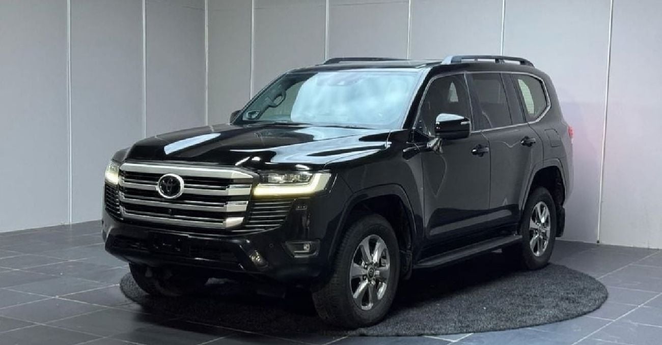 Toyota Land Cruiser VX 2022 LC300 Twin Turbo RHD Diesel Engine Full Option