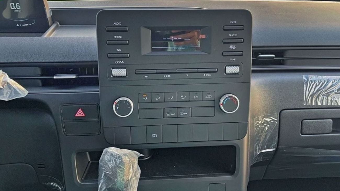 Hyundai Staria 3.5L Cargo Van | 5 Door | Automatic Transmission | Zero KM | Ramadan Offer