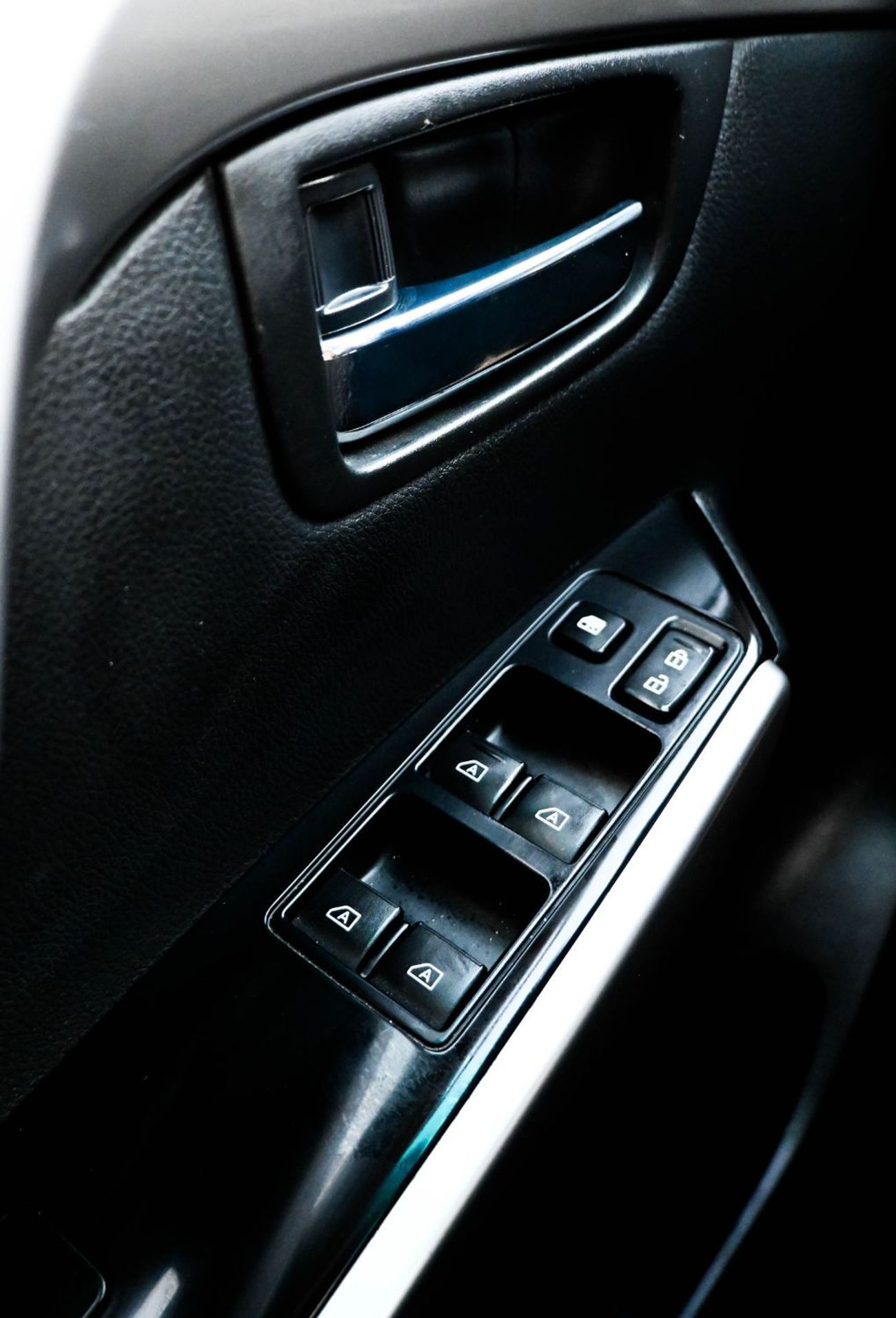 Mitsubishi Montero Sport MITSUBISHI MONTERO SPORT 2021 GLS Premium 3.0L (7 Seater)  GCC IN EXCELLENT CONDITION