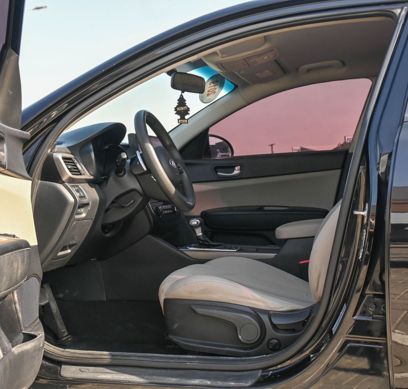 كيا أوبتيما LX 2.0L (157 HP)