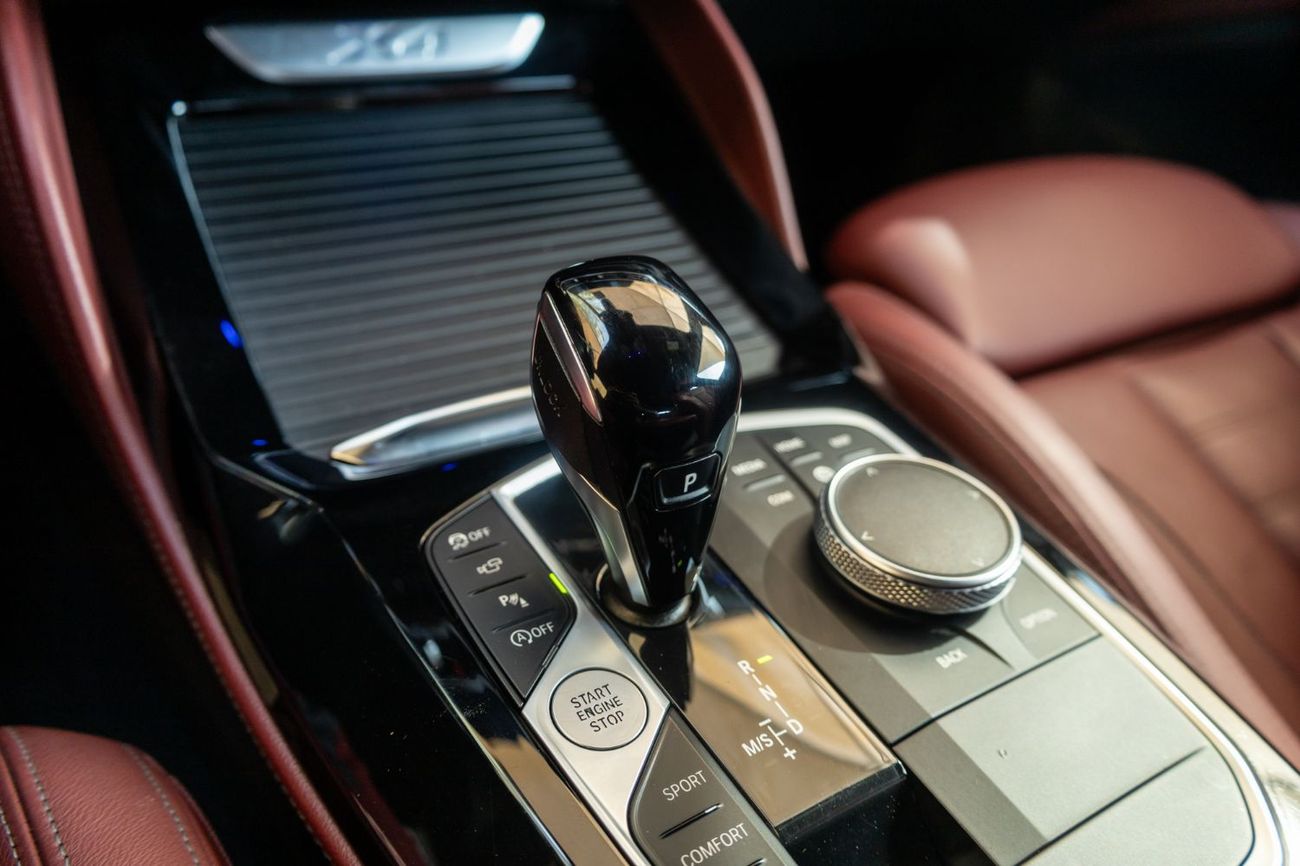 بي أم دبليو X4 xDrive 30i M Sport 2.0L