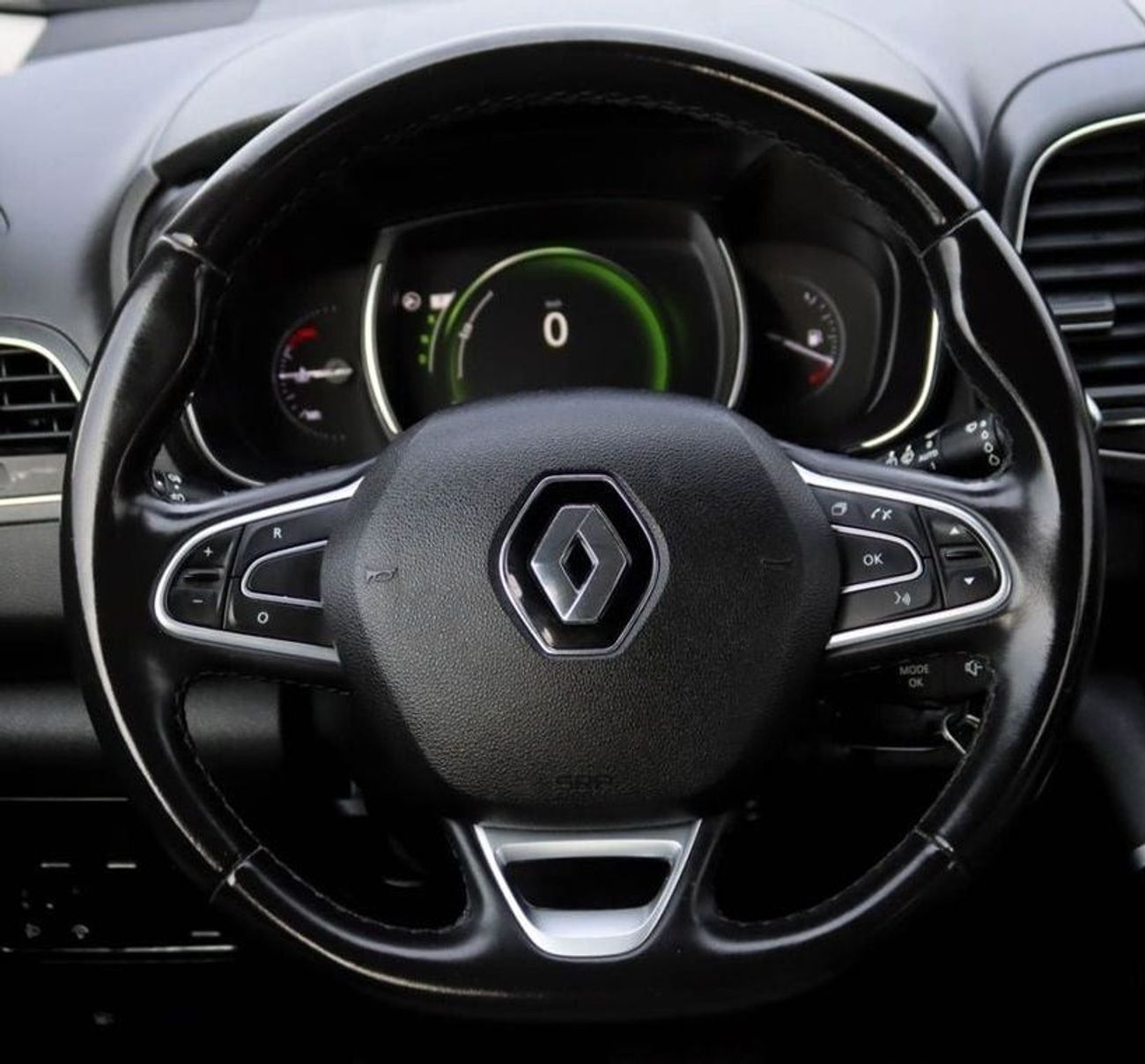 رينو كوليوس SE 2.5L Renault Koleos 2.5L 2022 GCC accident-free in excellent condition 1025 P.M