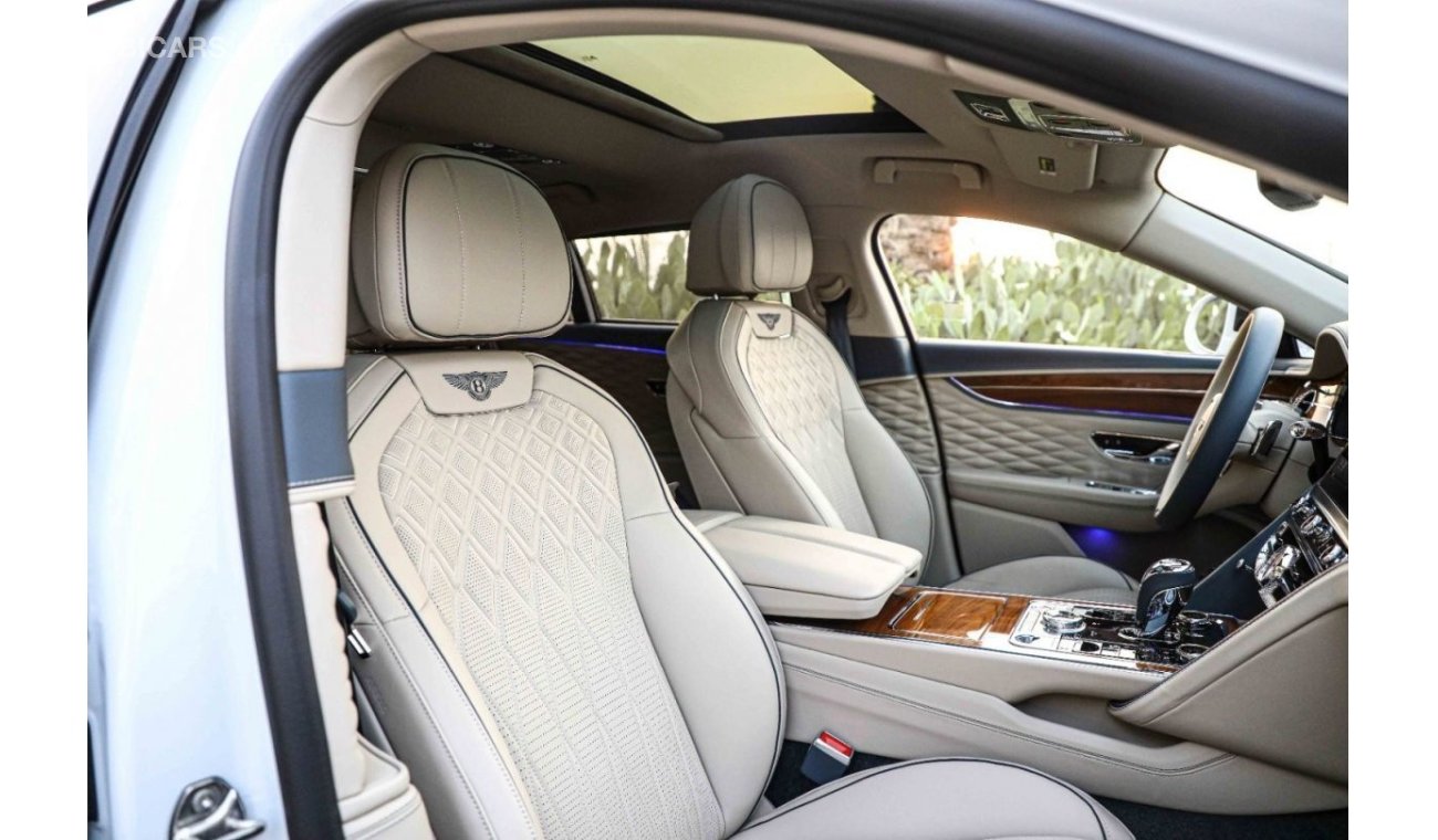 بنتلي فلاينج سبور 2022 Bentley Flying Spur 2.9L V6 Hybrid - Mileage + Luxury + Powerful Bi-turbo Engine